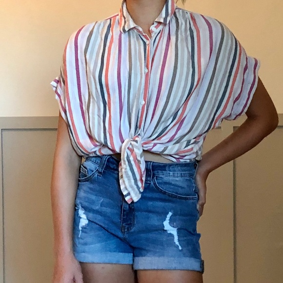 multicolored button up! - Picture 2 of 3